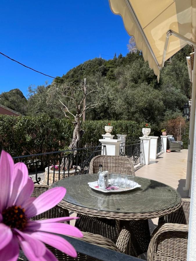 Villa Ampelaki "30 Meters To Beach" パレオカストリッツア エクステリア 写真