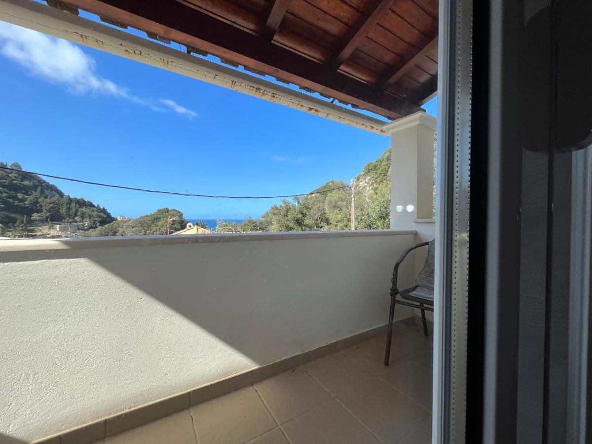 Villa Ampelaki "30 Meters To Beach" パレオカストリッツア エクステリア 写真