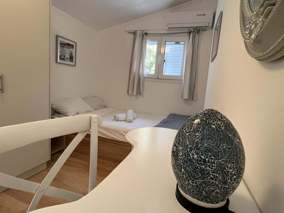 Villa Ampelaki "30 Meters To Beach" パレオカストリッツア エクステリア 写真